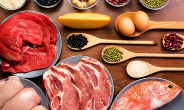 Dikkat! Ağır Protein Diyetleri Asitlendirir. Alkali ve Asidik Besinler Nelerdir?