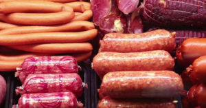 İşlenmiş Et Ürünleri Kalın Bağırsak Kanseri Riskini Arttırıyor