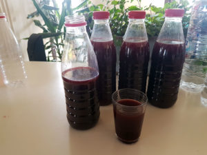 Plastik şişelerde Pancar Kvass