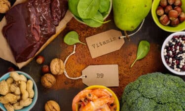 Folik Asit (B9 Vitamini) ve Folat Faydaları? Hangi Yiyeceklerde Bulunur?