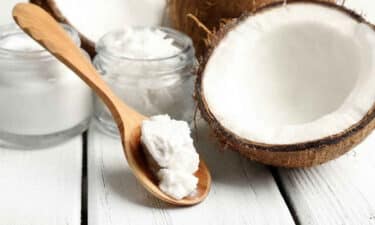 Hindistan Cevizi Yağı Kilo Vermenize Nasıl Yardımcı Olur?