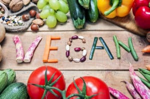 Vegan Beslenme Nedir? Vegan Diyet Sağlıklı mı? Faydaları ve Zararları