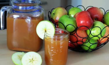 Elma Sirkesi Nasıl Yapılır? Elma Sirkesinin Faydaları Nelerdir?