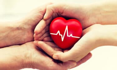 Kalp Aritmi (Ritim Bozukluğu) Nedir? Kalp Aritmi Nedenleri ve Tedavisi