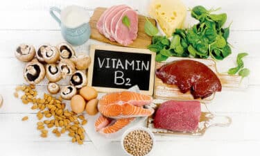 B2 Vitamini (Riboflavin) Nedir? B2 Vitamini İçeren Besinler ve Faydaları